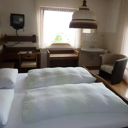 Gast- Und Gastehaus Simon 3* Greifenstein