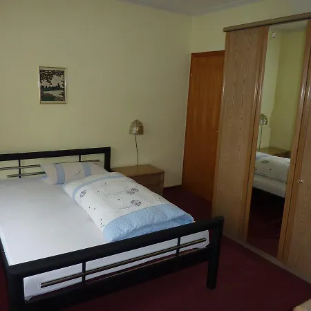 Hotel Gast- Und Gastehaus Simon