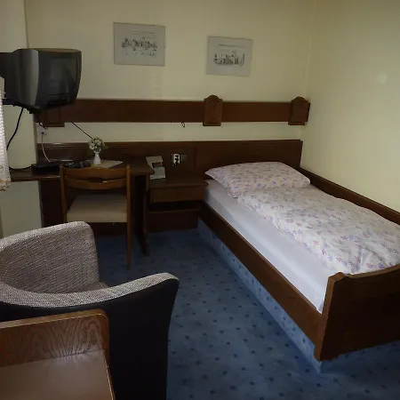 Gast- Und Gastehaus Simon Hotel